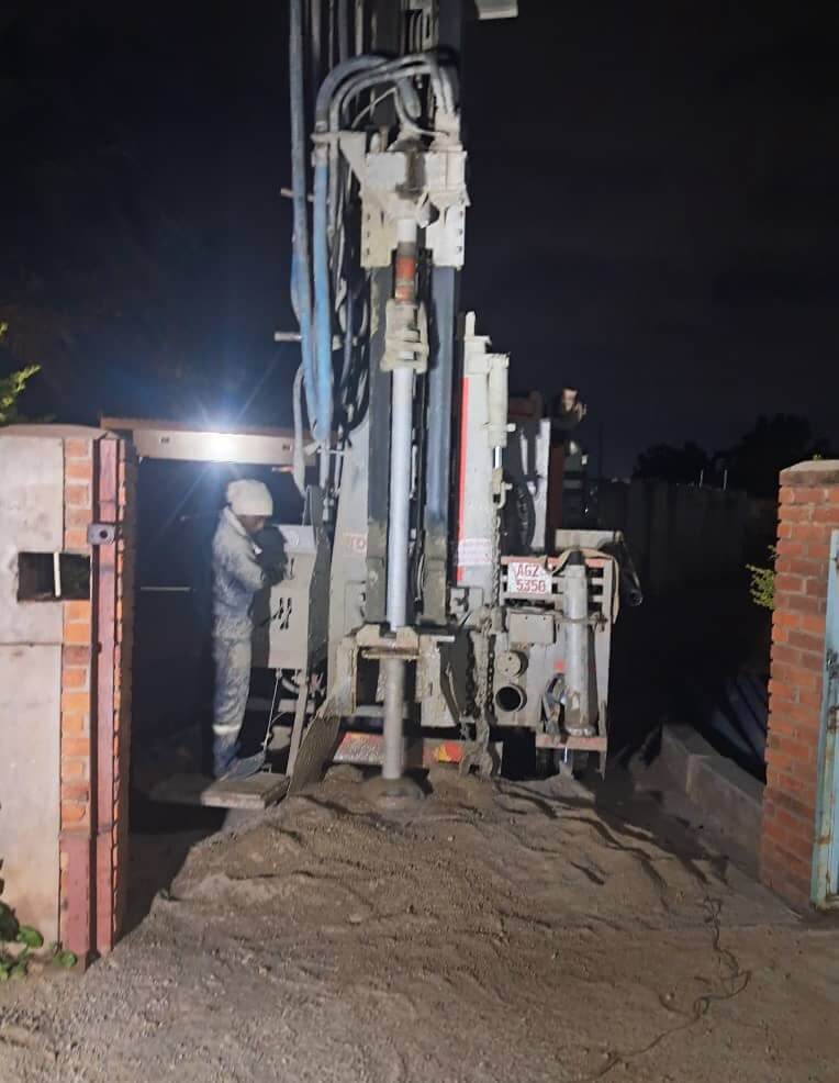 Borehole drilling rig in Zimbabwe